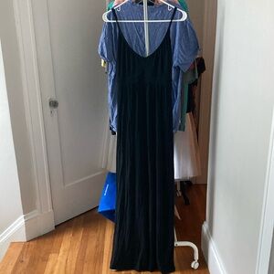 Old Navy Black Maxi Dress size M